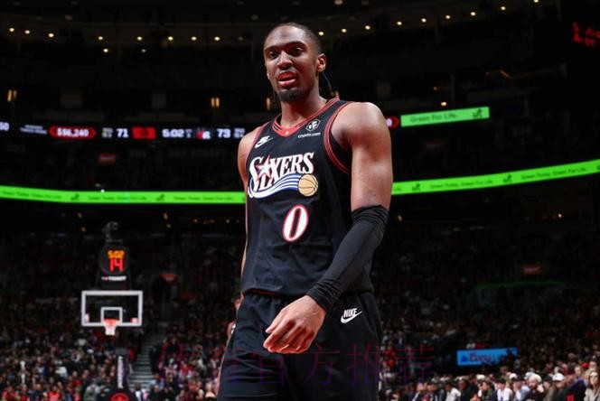 38分4板5助2断2帽,马克西燃尽遭绝杀!76人丢卡位战暴露致命短板 38分4板5助2断2帽,马克西燃尽遭绝杀!76人丢卡位战暴露致命短板